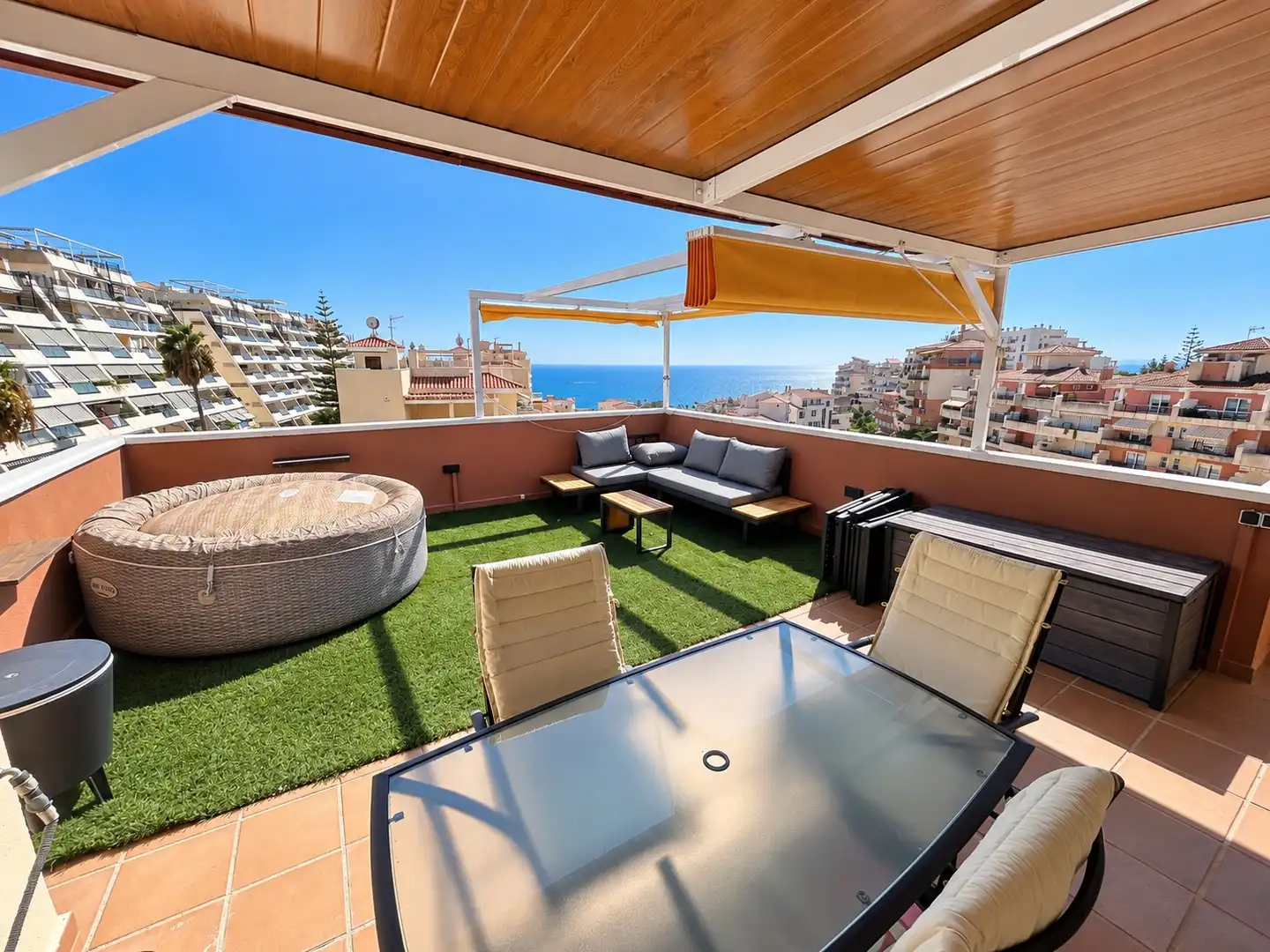 Penthouse with pool for sale in Torrequebrada, imagen 18