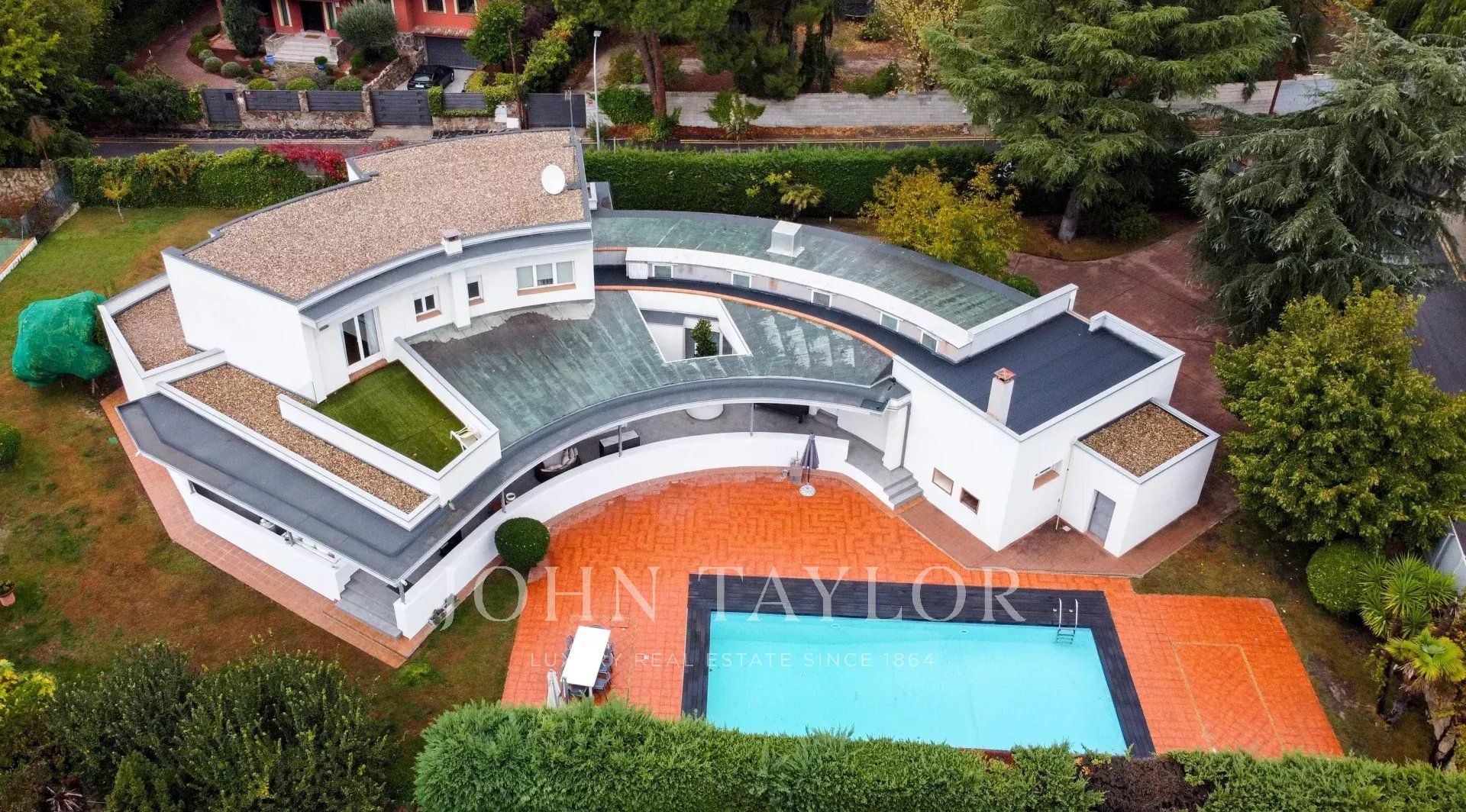 Exterior view of House or chalet for sale in Las Rozas de Madrid  with Heating, Terrace and Storage room