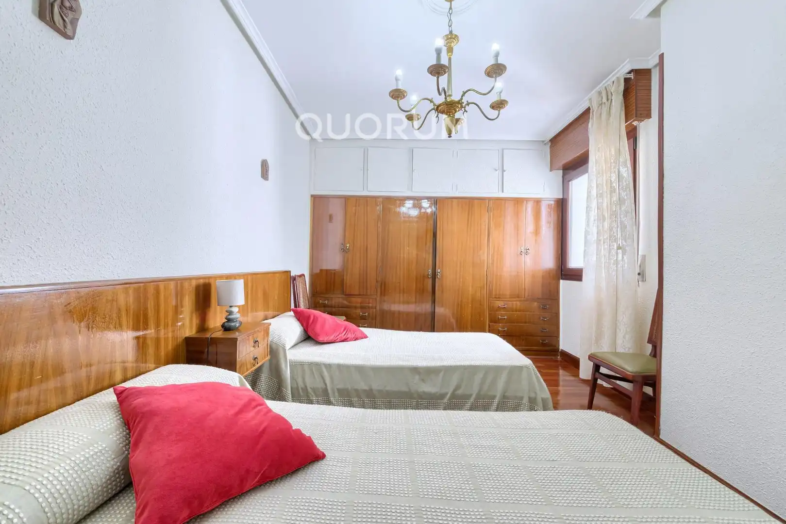 Habitación de Piso en venta en Barakaldo  con Jardín privado, Terraza y Amueblado