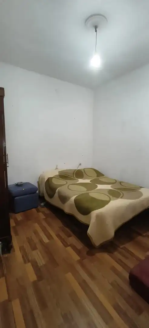 Dormitori de Casa adosada en venda en Cedeira amb Parquet, Terrassa i Balcó