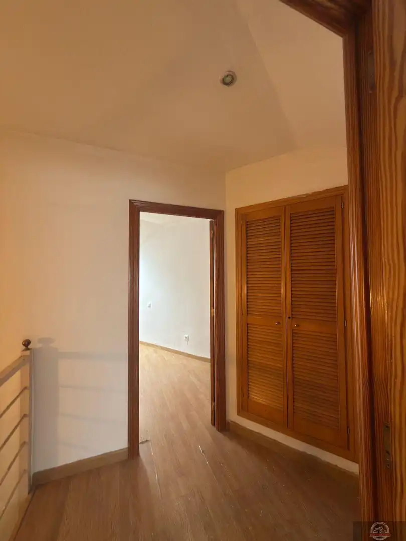 Dormitori de Dúplex en venda en Galapagar amb Calefacció, Parquet i Terrassa