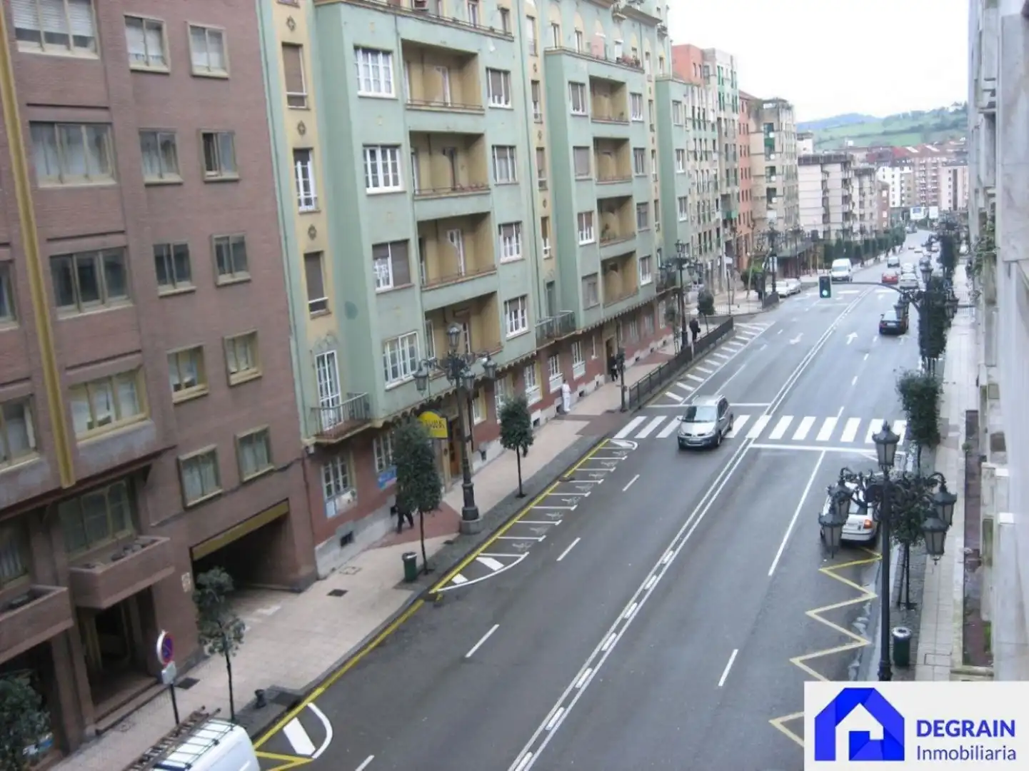 Außenansicht von Geschaftsraum zur Miete in Oviedo 