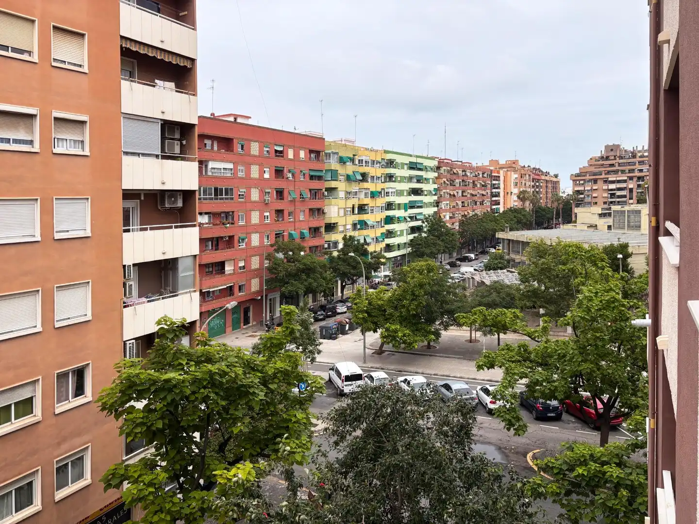 Vista exterior de Pis en venda en Valencia amb Aire condicionat i Balcó