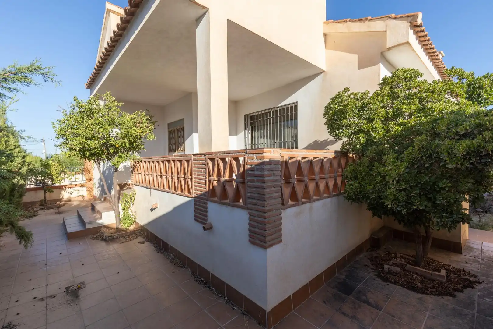 Vista exterior de Casa o chalet en venta en Escúzar, Granada