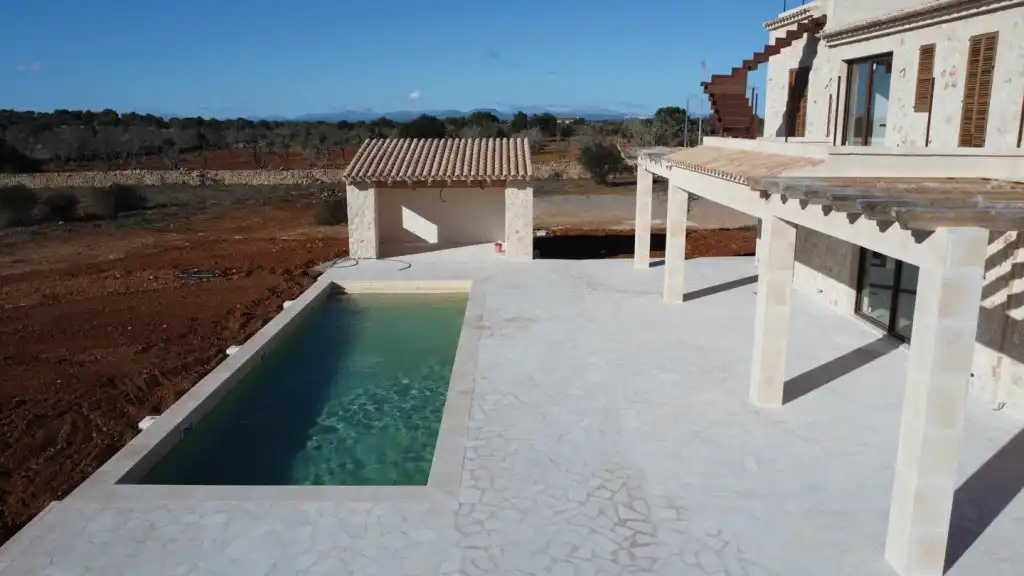 Piscina de Finca rústica en venda en Santanyí amb Aire condicionat, Calefacció i Jardí privat