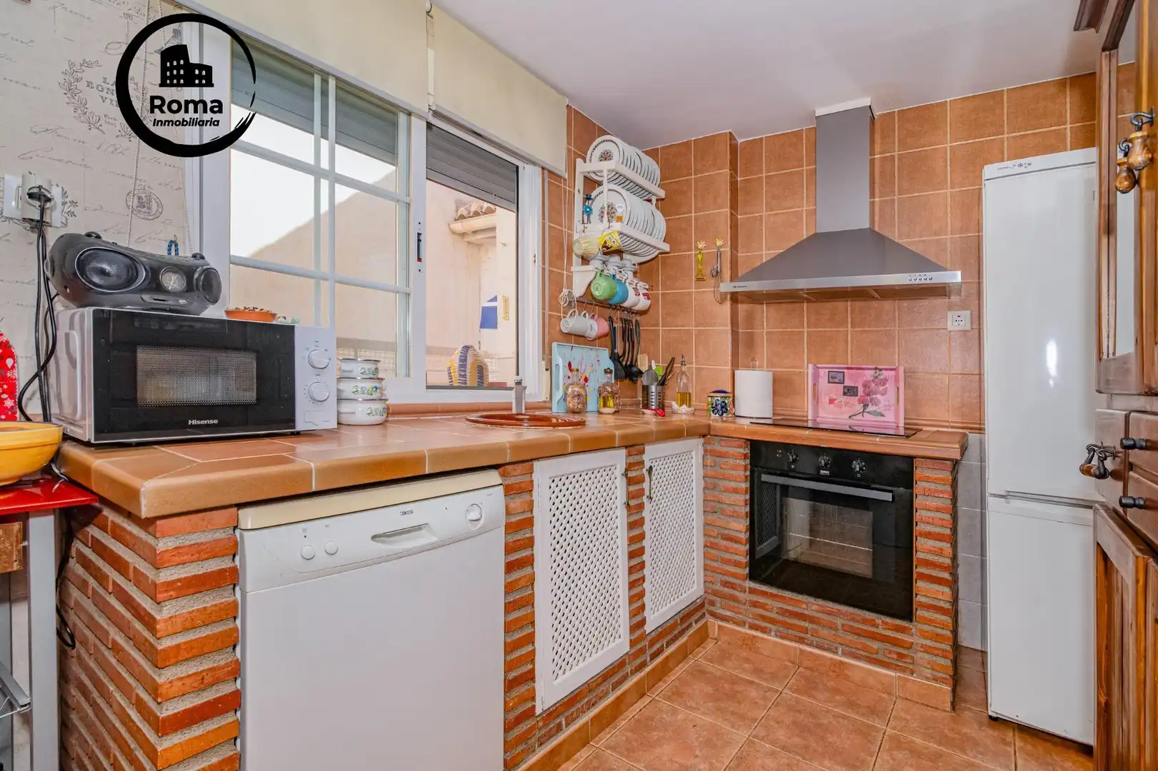 Kitchen of Flat for sale in La Zubia