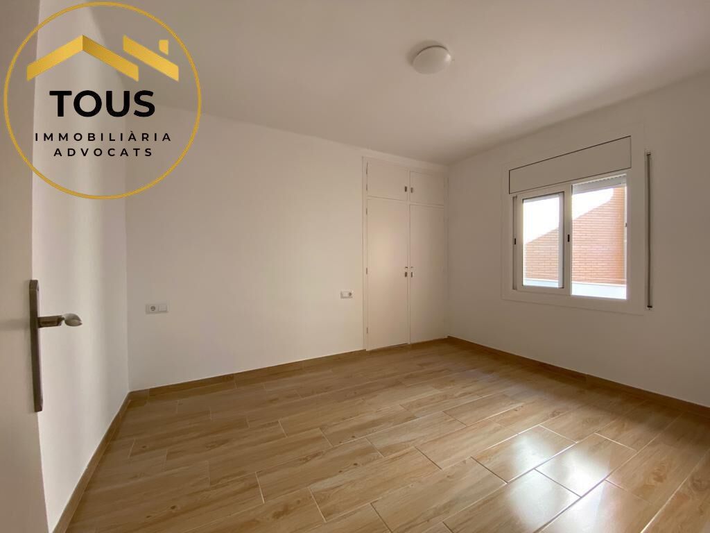Habitación de Edificio en venta en  Barcelona Capital
