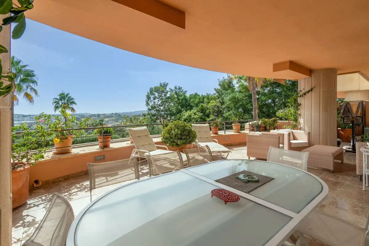 Flat with lift for sale in Nueva Andalucía, imagen 5