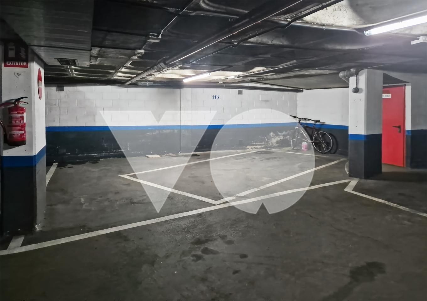 Parking of Garage for sale in  Madrid Capital