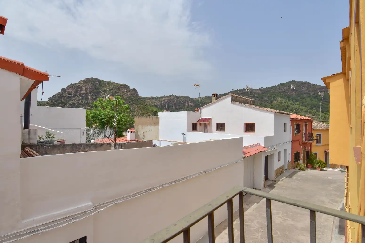 Terrassa de Casa o xalet en venda en Marines amb Aire condicionat, Terrassa i Balcó