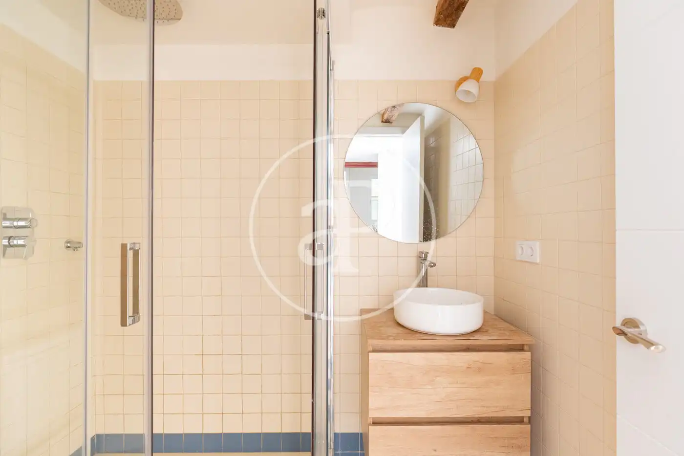 Baño de Piso en venta en Barcelona con Calefacción y Balcón