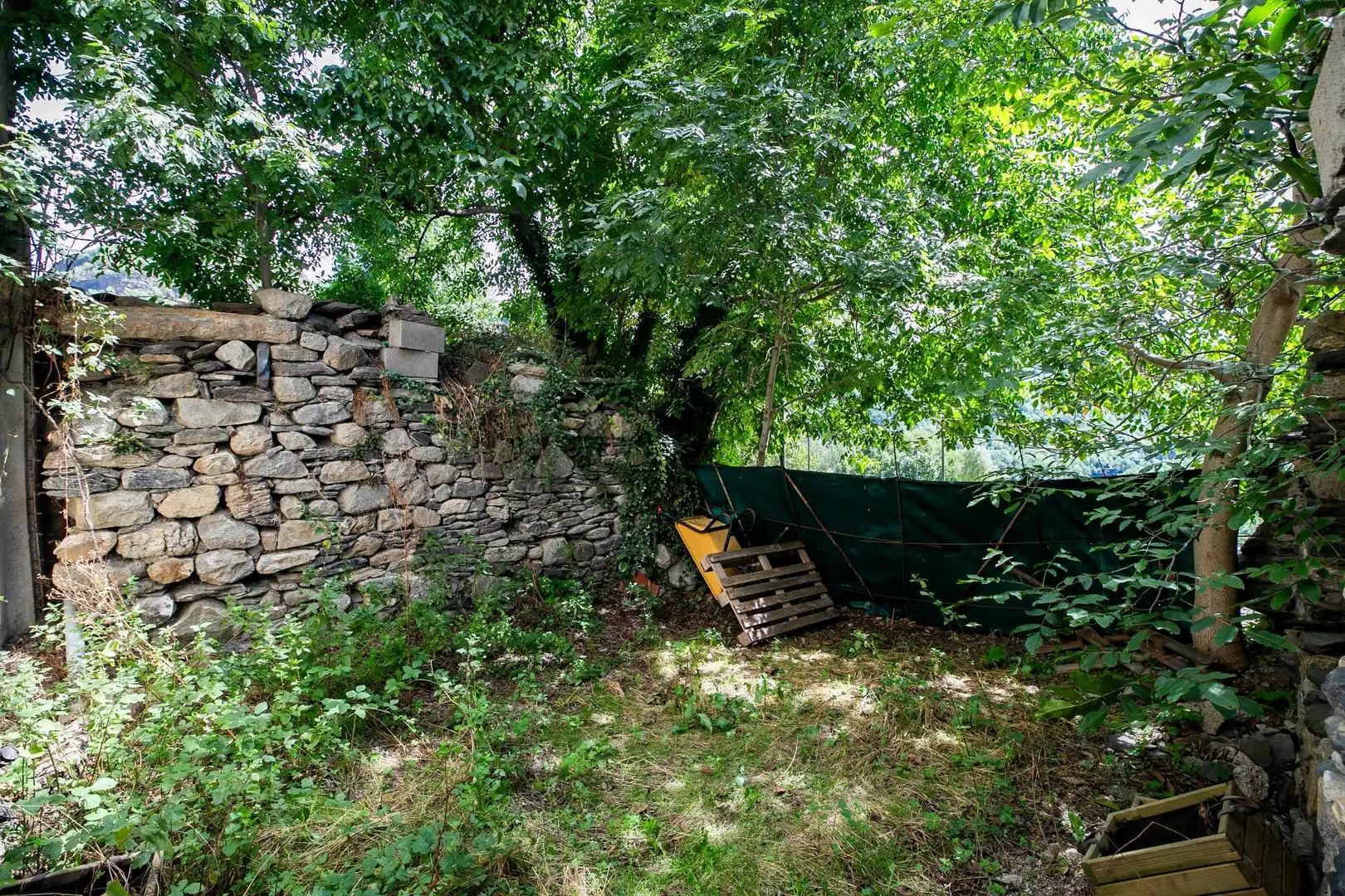 Country homes for sale in Sahún