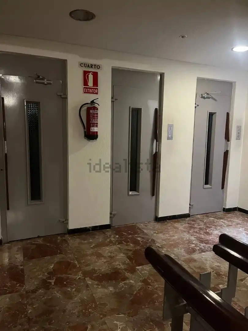 Flat for rent in Madrid  with Air Conditioner, Heating and Oven