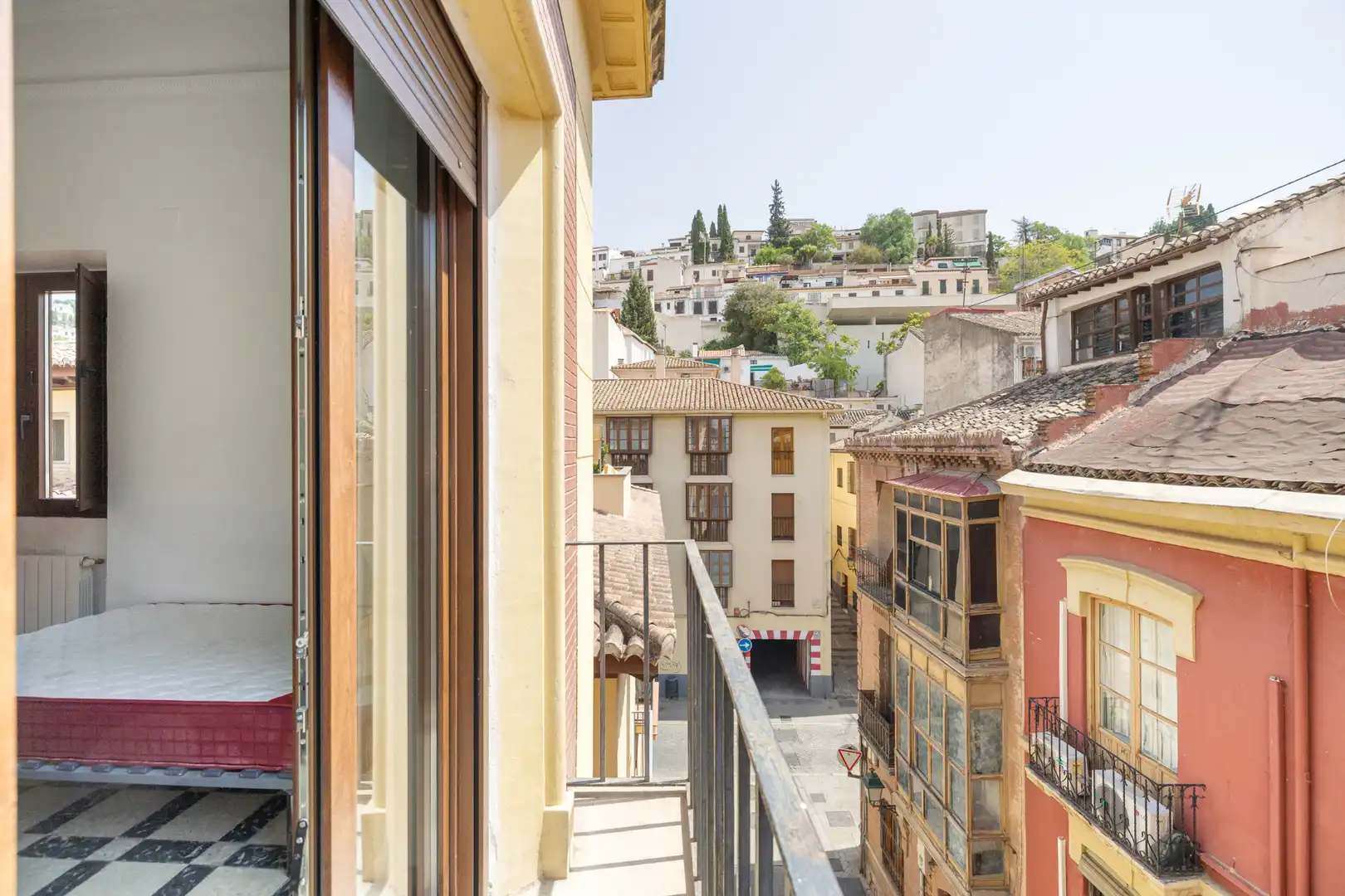 Balcony of Flat for rent in Granada  with Heating and Furnished