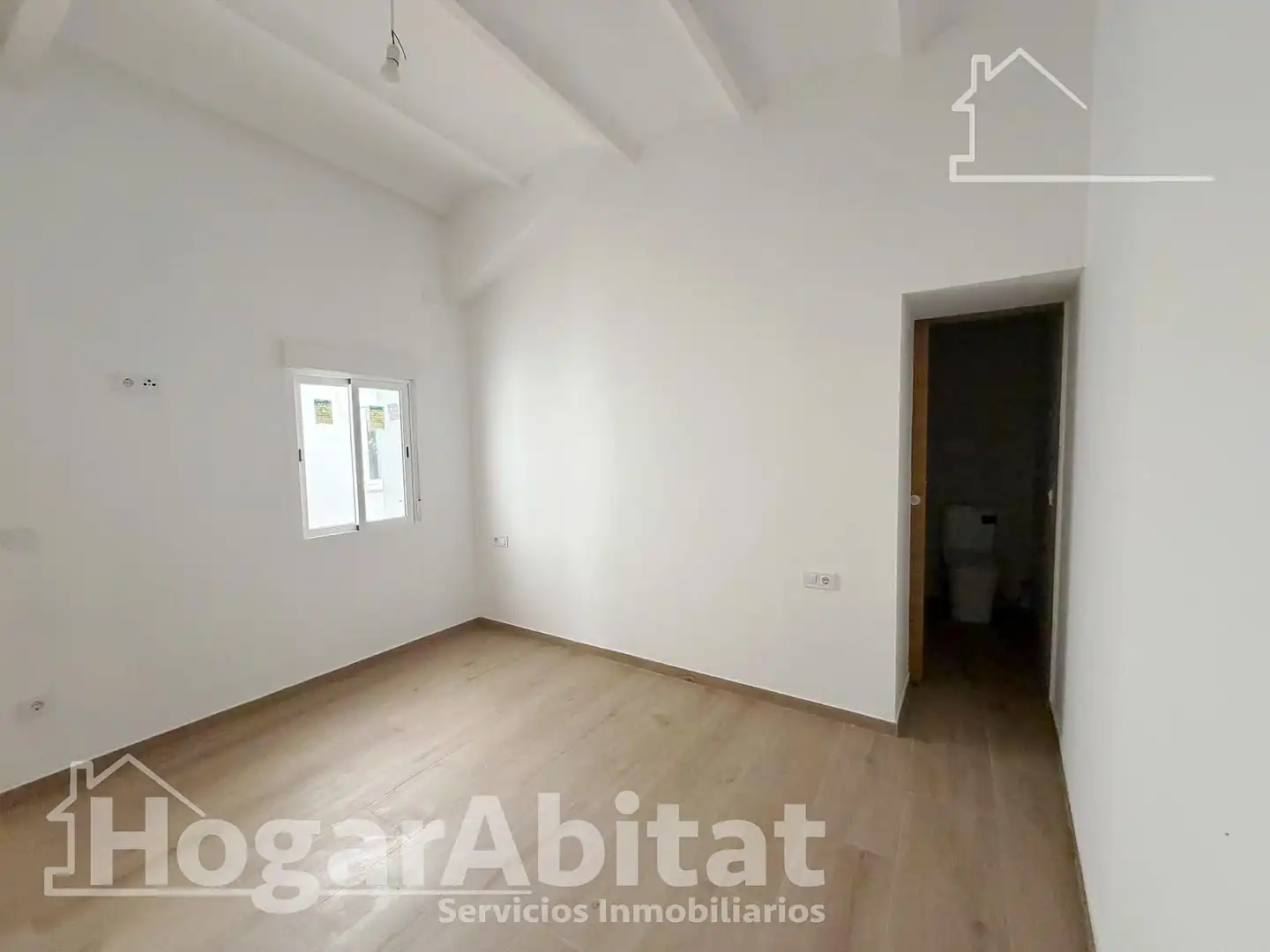 Habitación de Piso en venta en Sagunto / Sagunt con Terraza