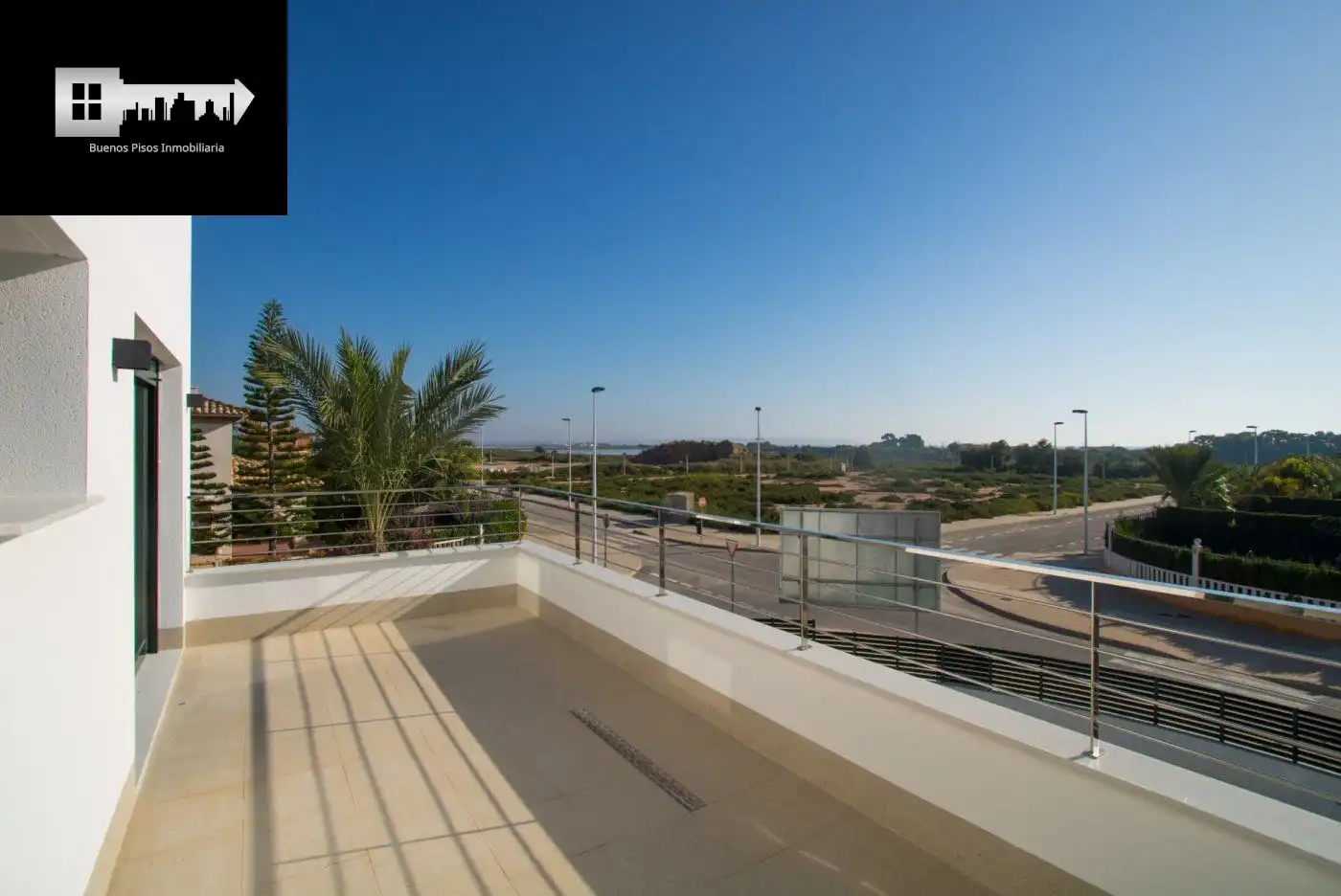 Terrassa de Casa o xalet en venda en Elche / Elx amb Aire condicionat, Calefacció i Jardí privat