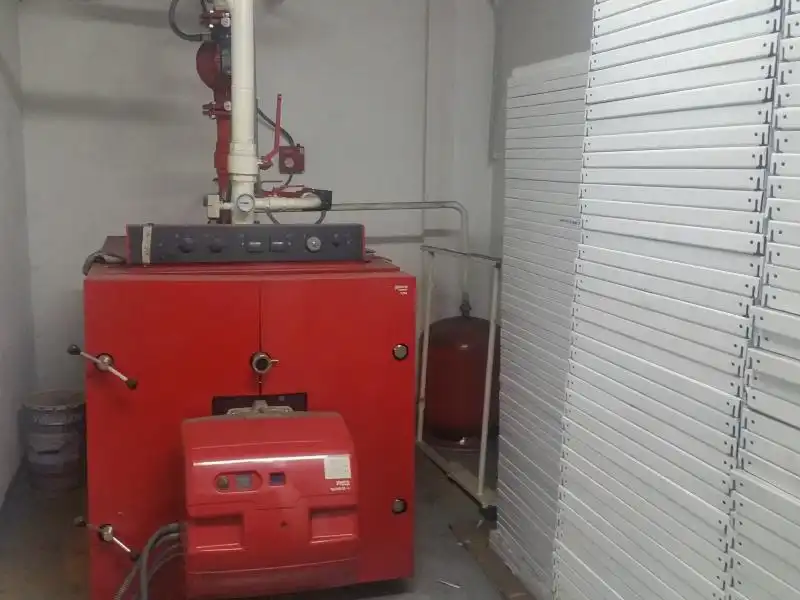 Nau industrial de lloguer en Onzonilla amb Calefacció