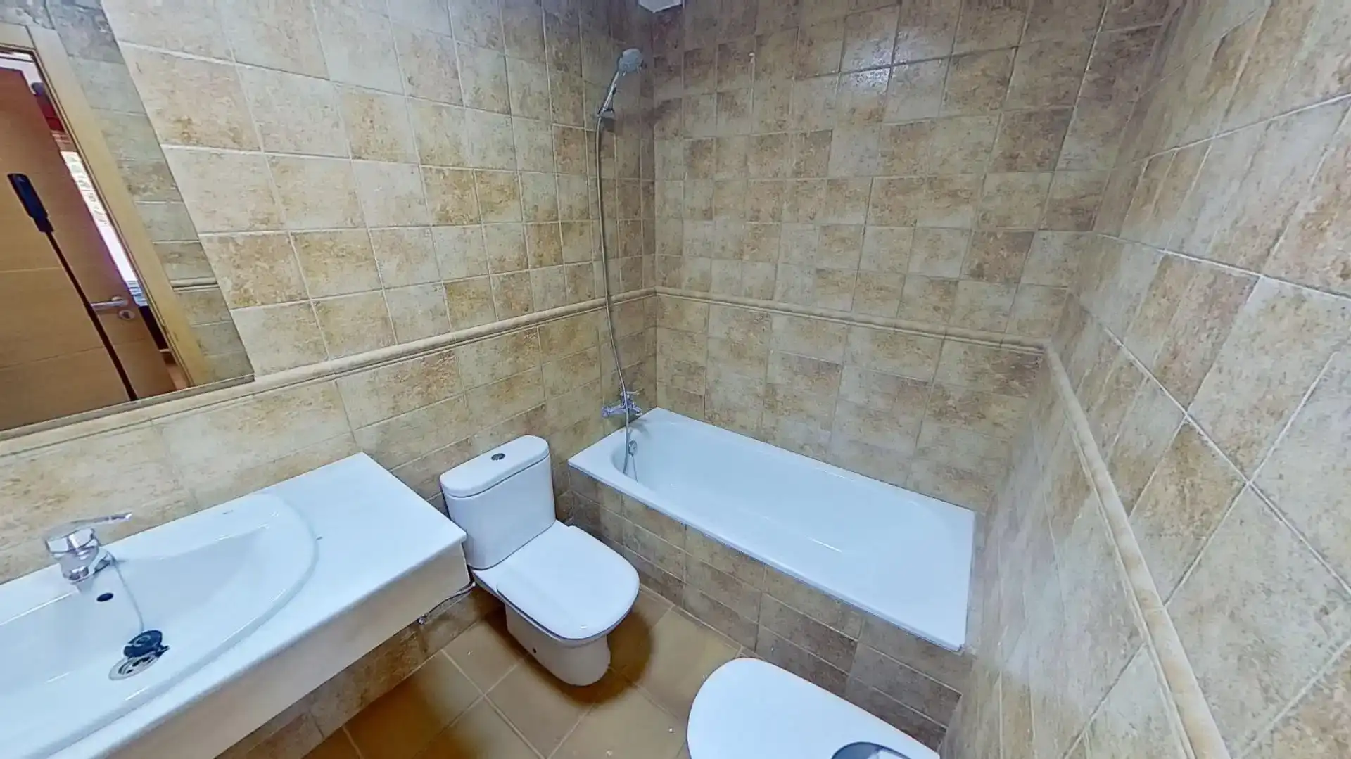 Badezimmer von Dachboden zum Verkauf in Villanueva del Río Segura mit Klimaanlage, Schwimmbad und Balkon