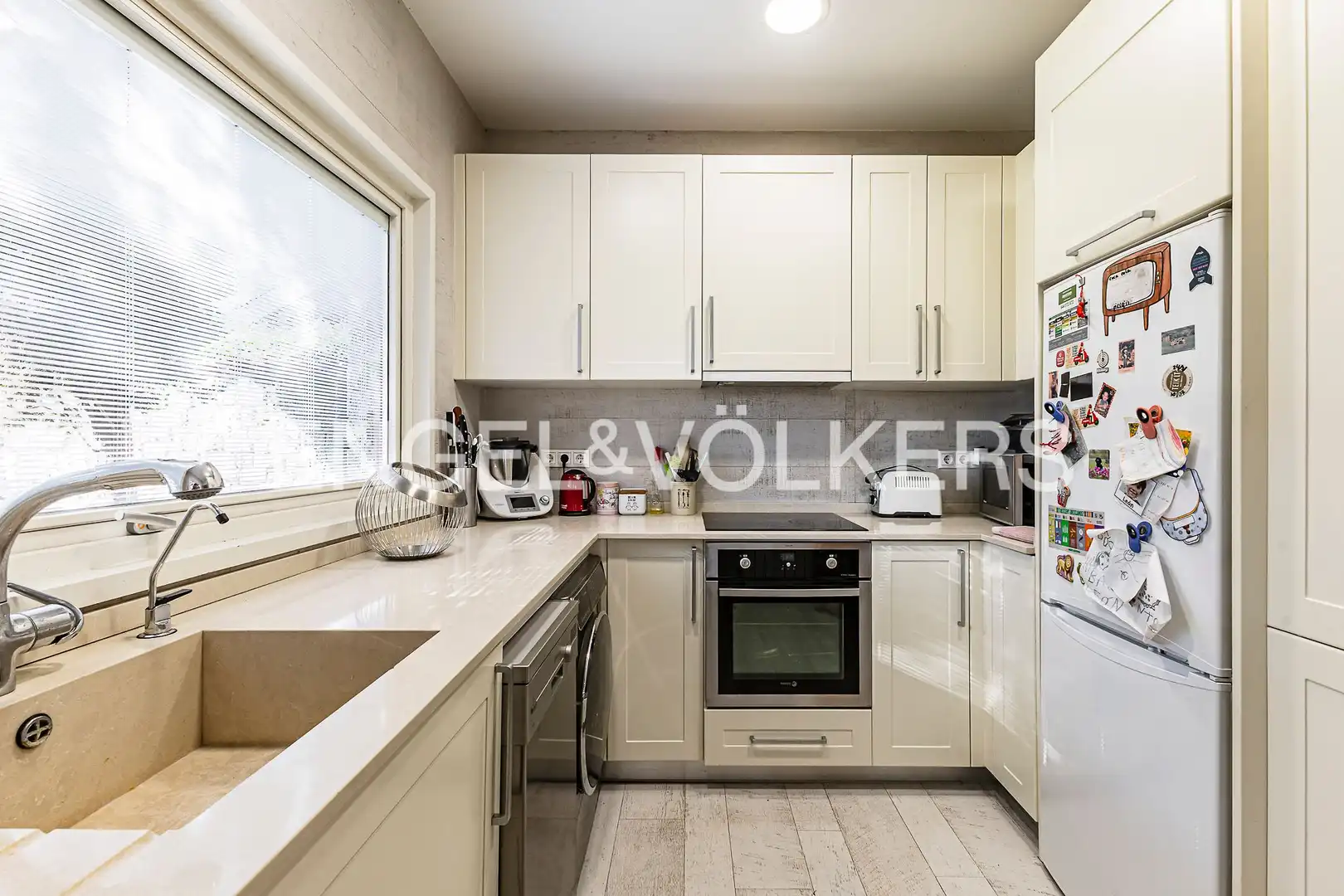 Kitchen of Houses for sale in Cerdanyola del Vallès  with Air Conditioner, Heating and Private garden