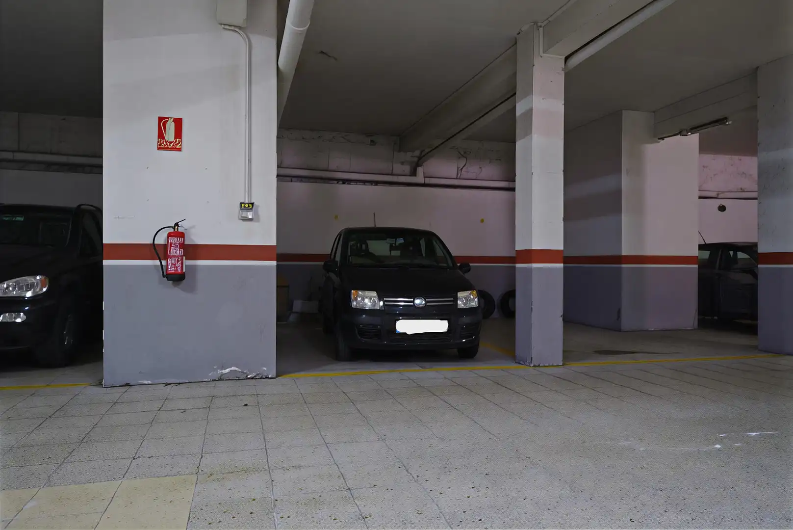 Parking de Piso en venta en Vigo  con Calefacción, Parquet y Terraza