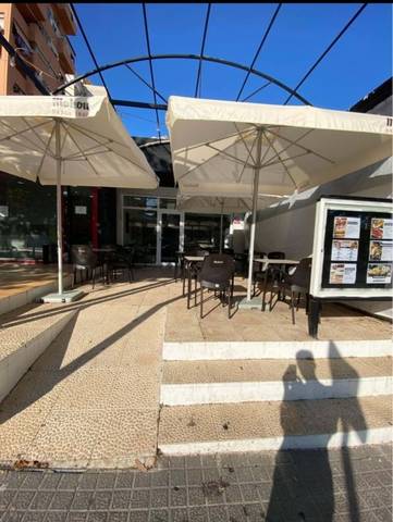 Local comercial en Venta en avenida Andalucia en Juzgados - Plaza de Toros