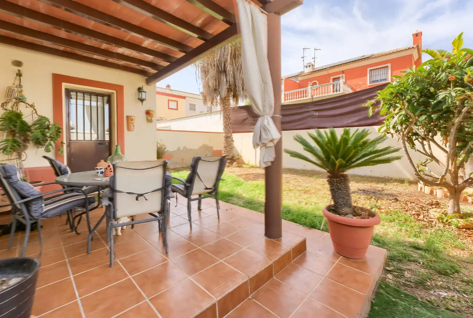Terrace of Houses for sale in Espartinas  with Air Conditioner, Heating and Private garden