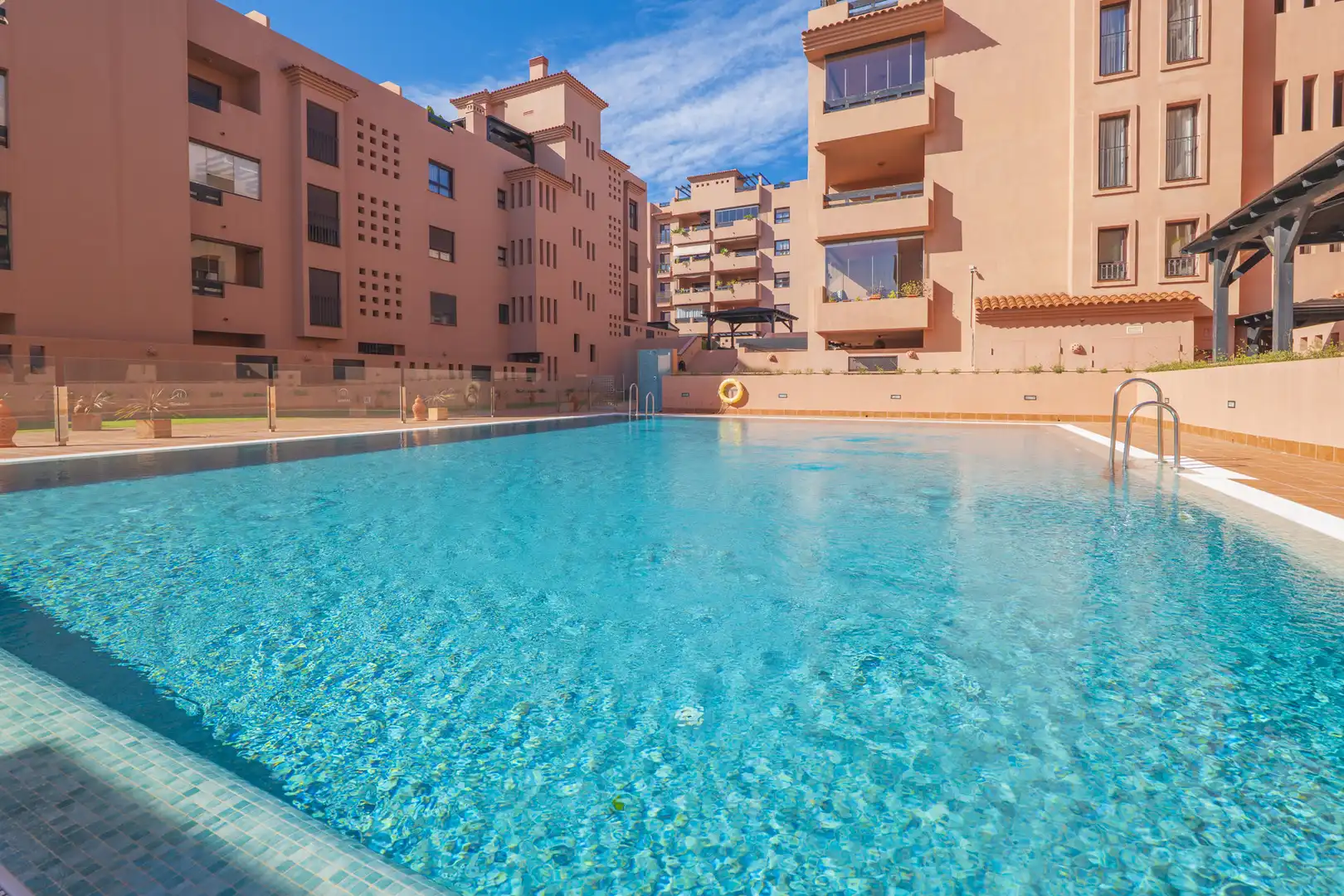 Piscina de Apartament en venda en Benalmádena amb Aire condicionat, Calefacció i Terrassa