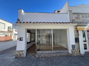 Local commercial à vendre à Avinguda de Montgó 19