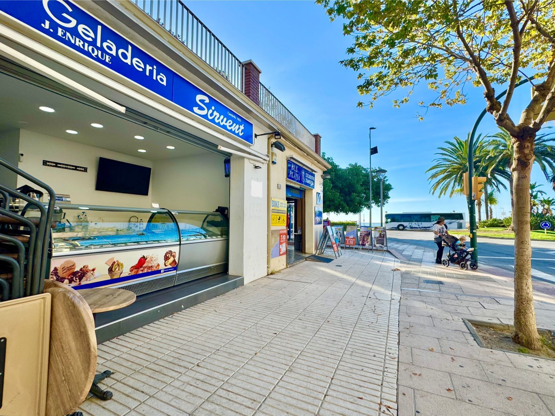 Local de lloguer en Cambrils amb Aire condicionat i Moblat