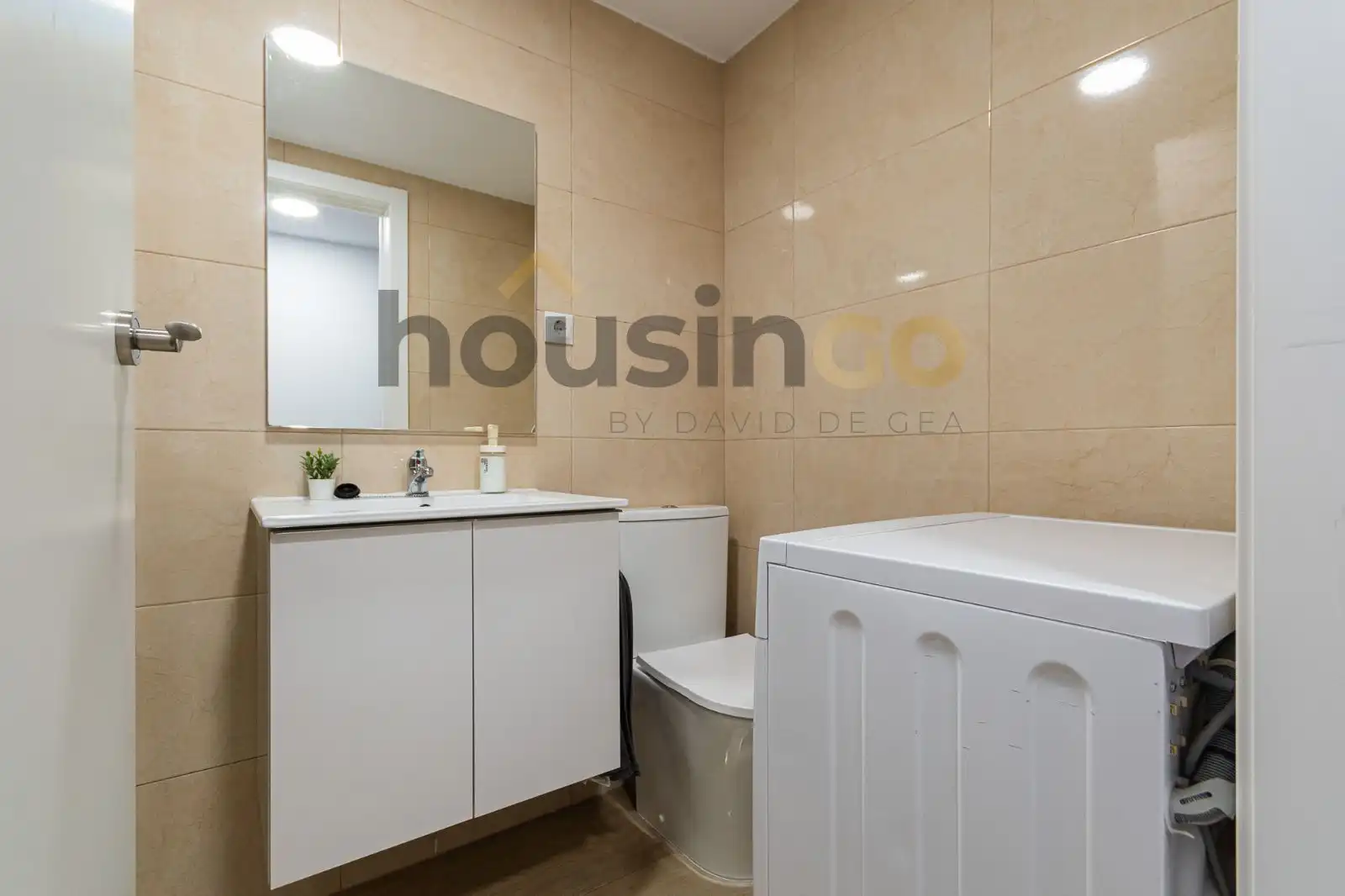 Badezimmer von Wohnung zur Miete in Madrid mit Klimaanlage, Heizung und Parkett