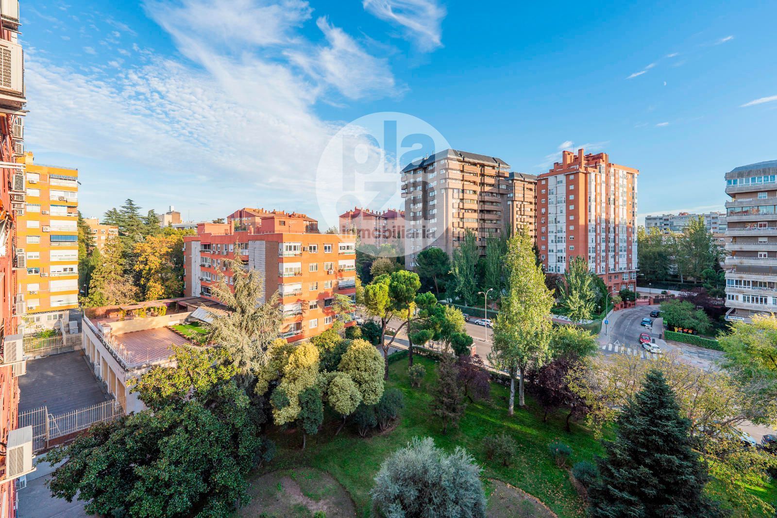 Flat for sale in RAMON Y CAJAL, Colina