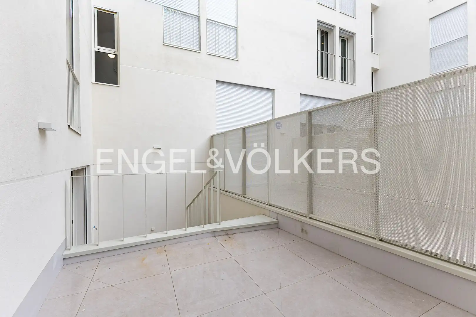Terrasse von Wohnung zum Verkauf in L'Hospitalet de Llobregat mit Klimaanlage, Heizung und Terrasse