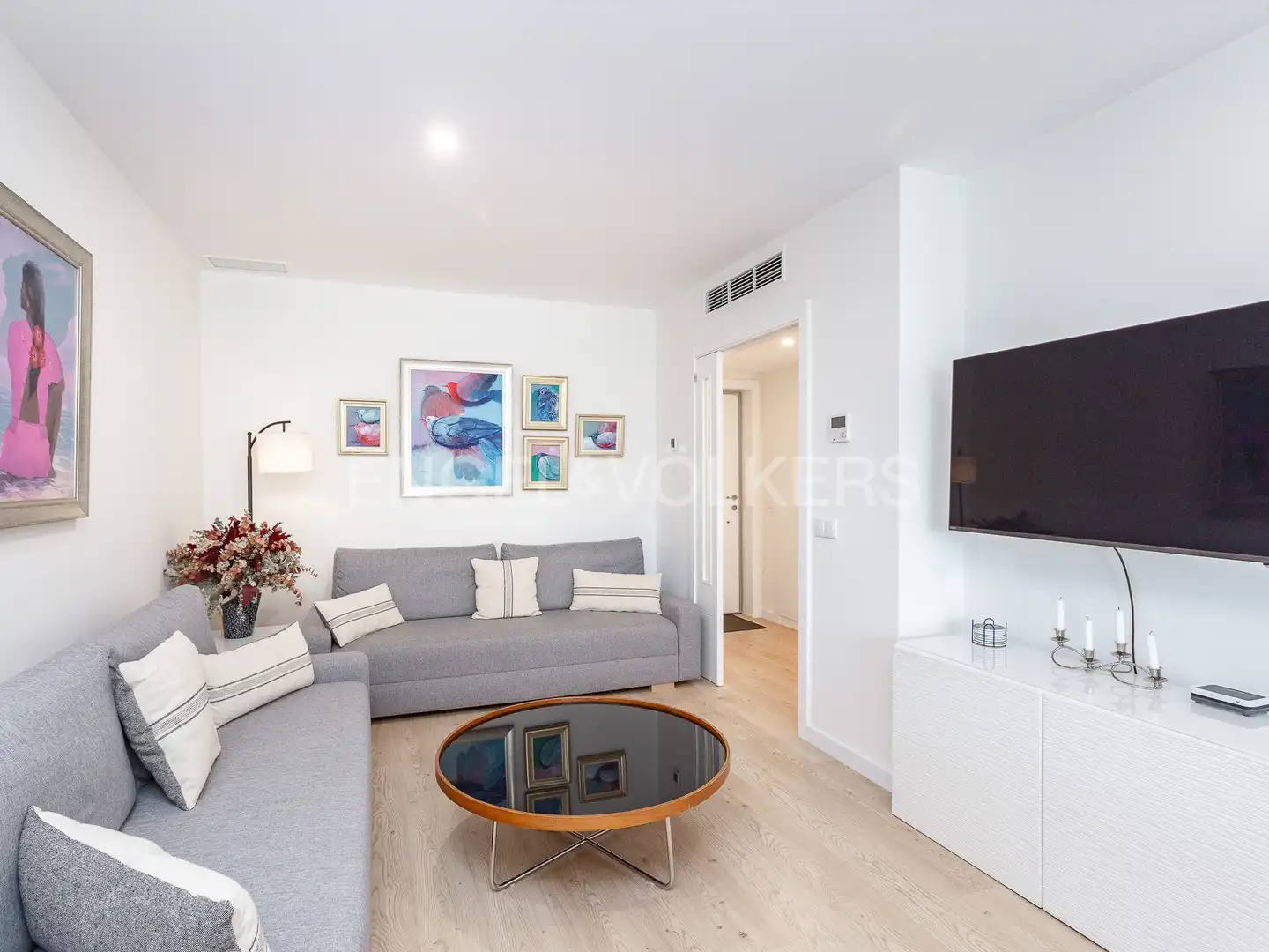 Living room of Flat for rent in Esplugues de Llobregat  with Air Conditioner, Heating and Parquet flooring