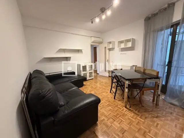 Sala de estar de Piso de alquiler en Madrid con Aire acondicionado, Calefacción y Parquet