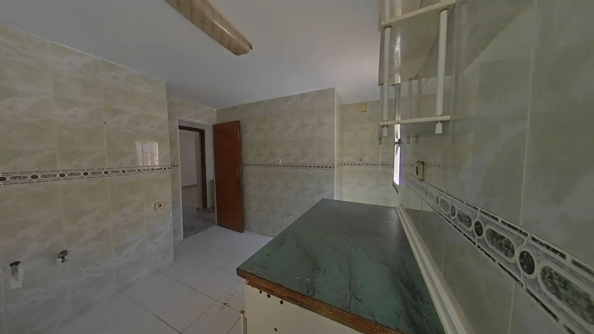 Cocina de Piso en venta en Madrid con Balcón