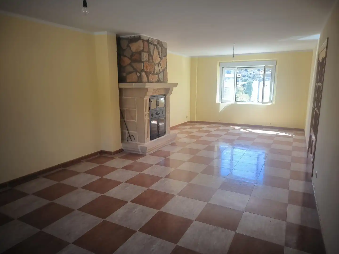 Living room of Houses for sale in Mamolar  with Heating, Private garden and Parquet flooring