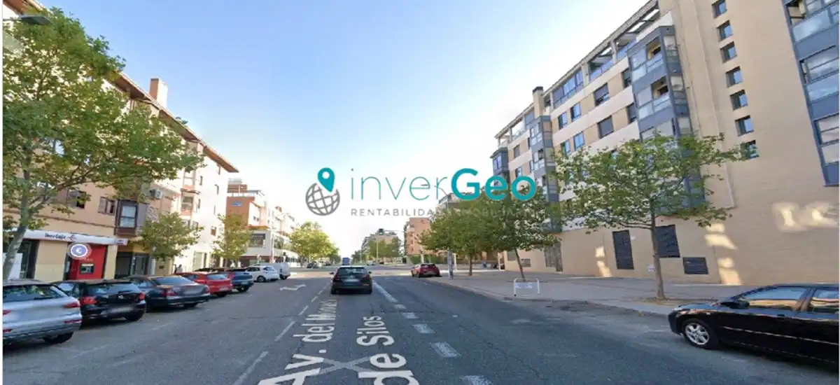 Vista exterior de Local en venta en Madrid con Amueblado y Alarma