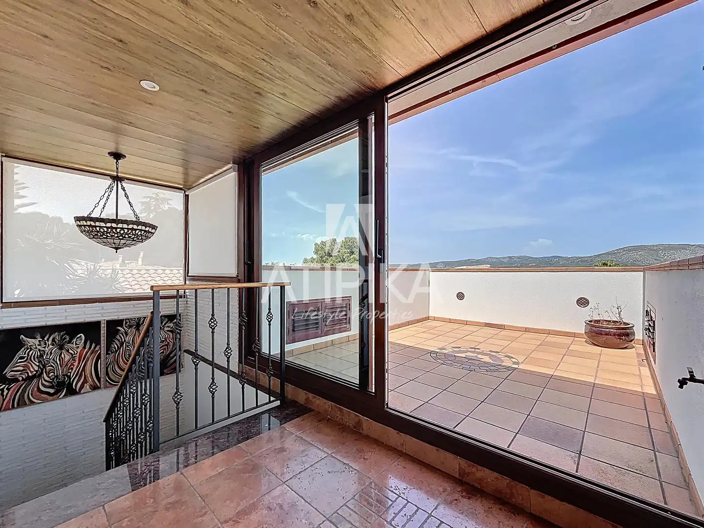 Exterior view of Houses for sale in Sant Pere de Ribes  with Swimming Pool, Oven and Washing machine