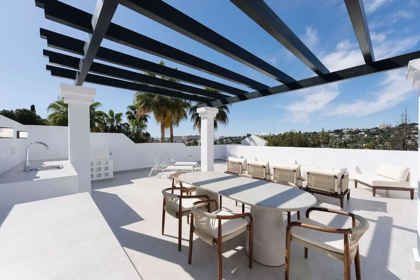 Terraza de Ático en venta en Marbella con Aire acondicionado, Terraza y Piscina