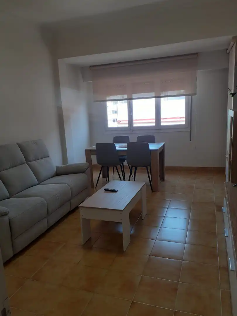 Sala de estar de Piso de alquiler en Castellón de la Plana / Castelló de la Plana con Terraza y Amueblado