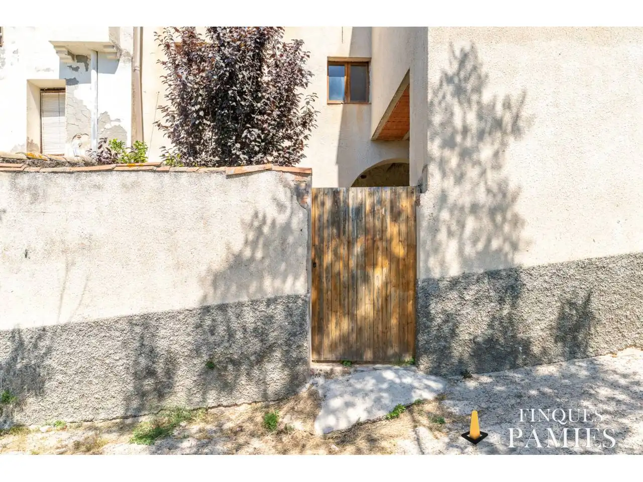 Vista exterior de Casa o xalet en venda en Gratallops amb Aire condicionat, Calefacció i Parquet