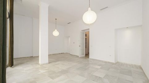Foto 3 de Planta baixa en venda a Calle Fernán Caballero, Alfalfa - Santa Cruz, Sevilla Capital