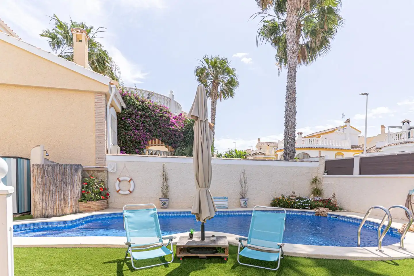 Schwimmbecken von Haus oder Chalet zum Verkauf in Santa Pola mit Klimaanlage, Privatgarten und Terrasse