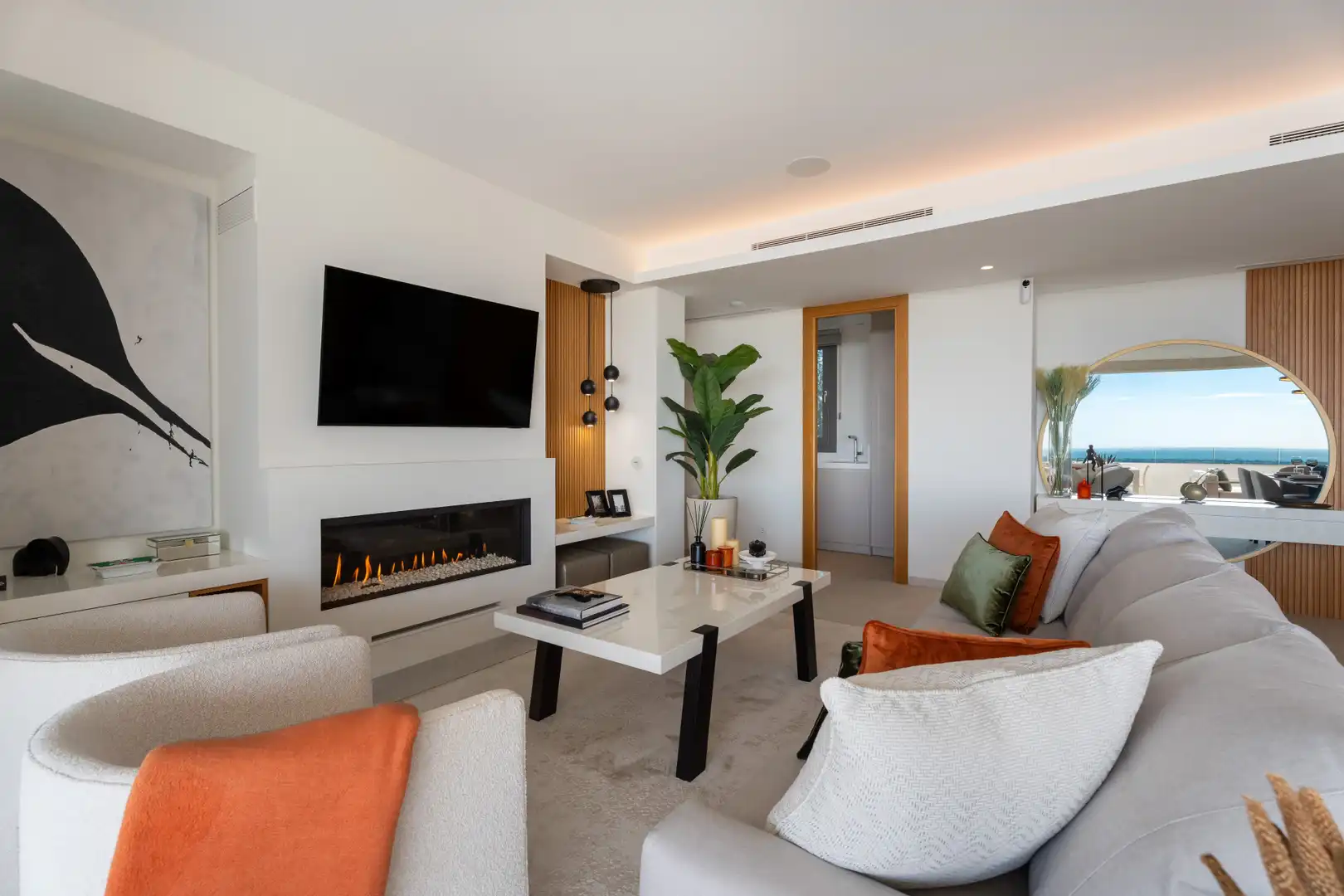 Living room of Apartments for sale in Benahavís  with Air Conditioner, Terrace and Storage room
