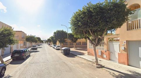 Foto 2 de Casa adosada en venda a San Isidro - Campohermoso, Níjar