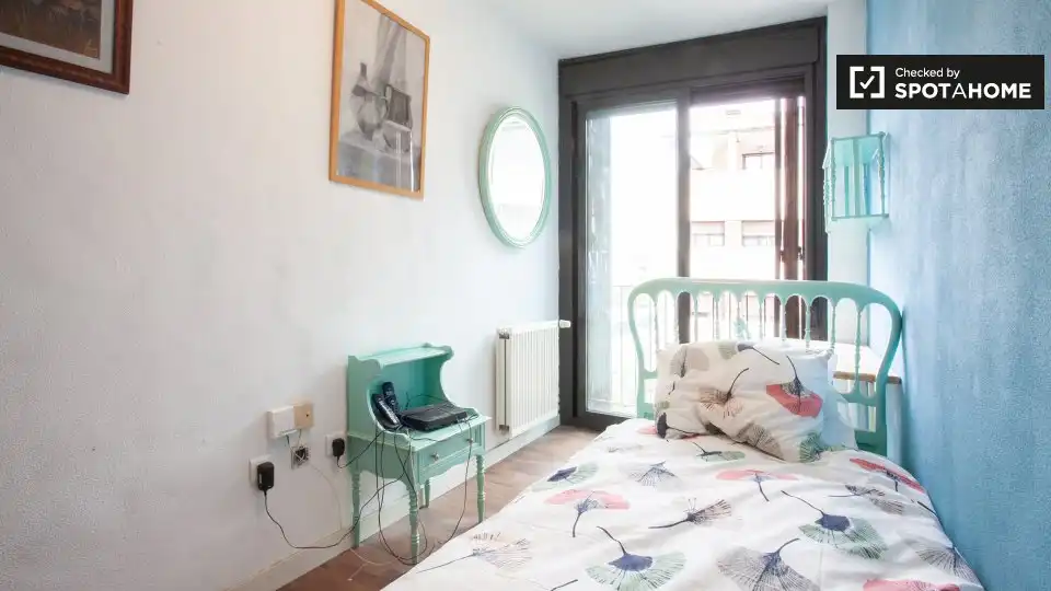 Room in Cuatro vientos