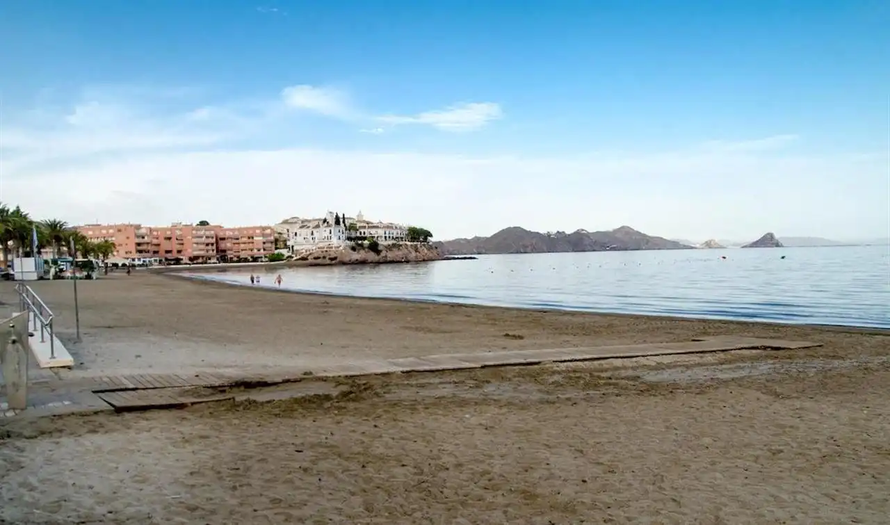 Vista exterior de Casa o chalet en venta en Águilas con Aire acondicionado, Calefacción y Jardín privado