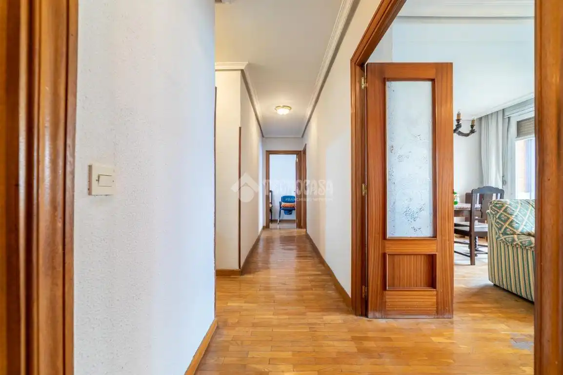 Wohnung zum Verkauf in Madrid mit Parkett
