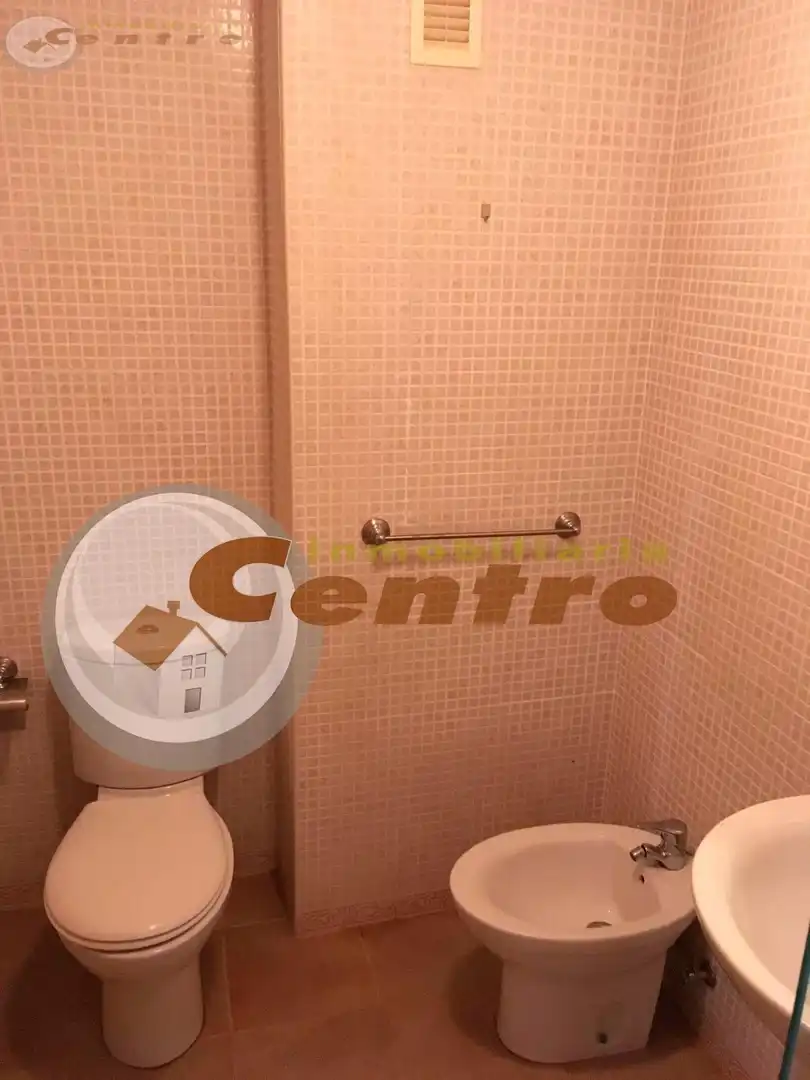 Baño de Piso en venta en Albacete con Calefacción
