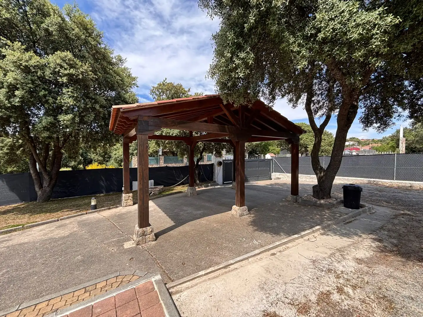 Parking de Casa o chalet de alquiler en Maello con Calefacción, Jardín privado y Amueblado